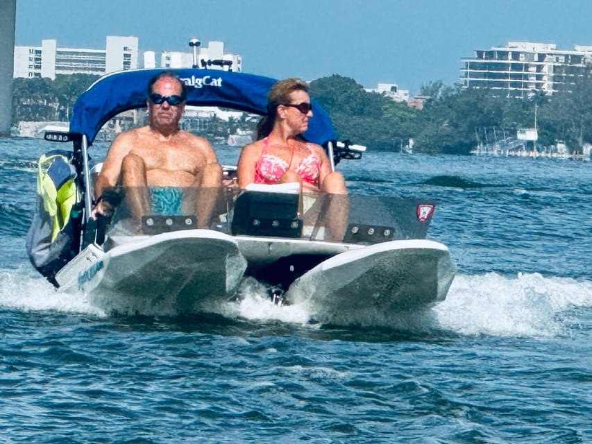 Sarasota: Island Adventures & Catamaran Speedboat Tour - Siesta Key: Thirty Minutes of Open-Water Scenery