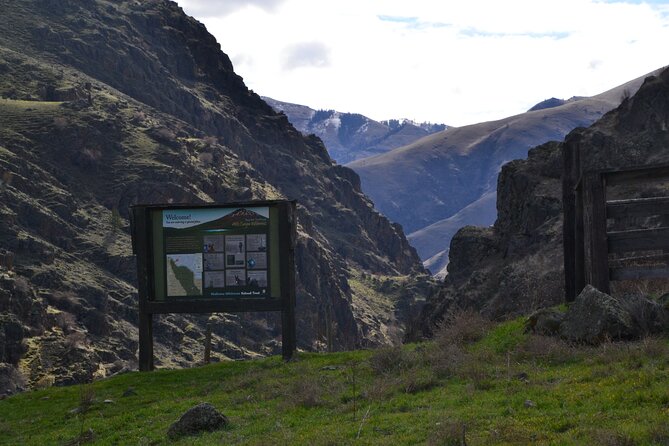 Scenic Jet Boat Tour through Hells Canyon - Watching for mountain goats, sheep, elk, and eagles