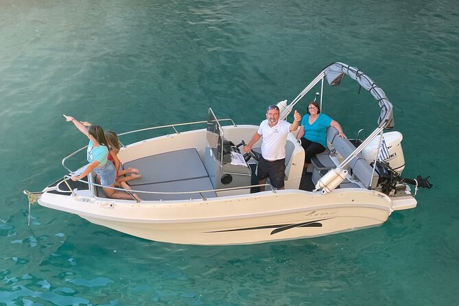 Shipwreck and Blue Caves - Private Speedboat Tour (up to 6 pax) - A flexible stop at Mikro Nisi