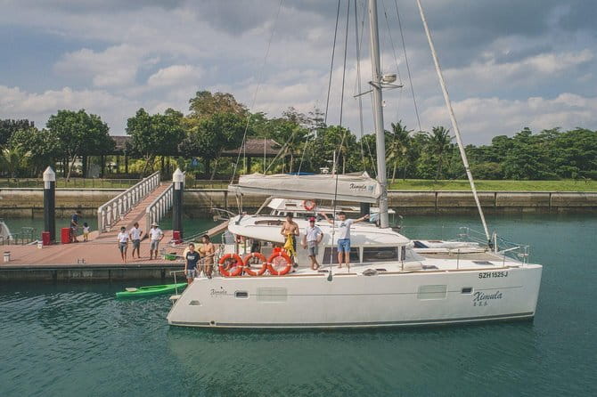 Singapore - Albatross Speedboat Adventures Cruising in Sentosa - Tekukor Island, reefs, and restricted access