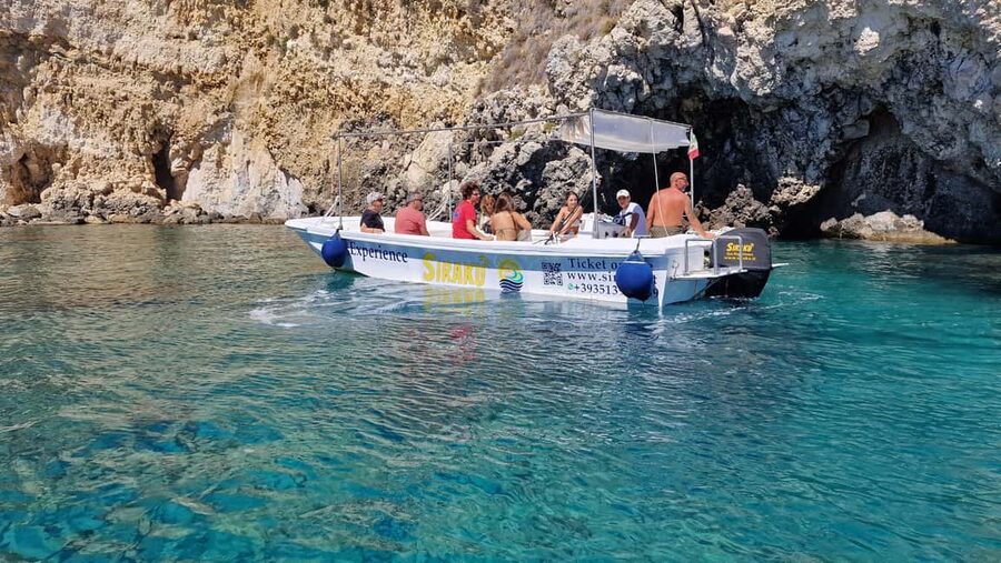 Siracusa: Ortigia & Sea Caves Speedboat Tour with Swim Stop - The swim stop is the tour’s big bonus