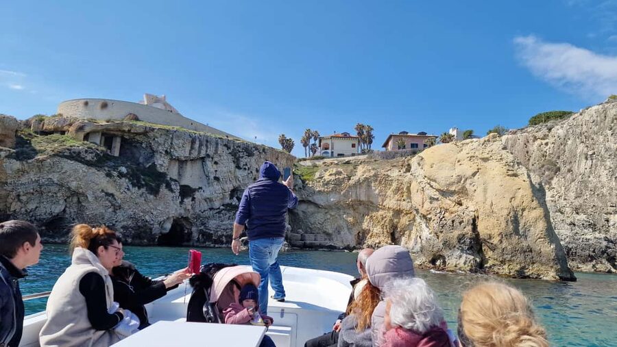 Siracusa: Ortigia & Sea Caves Speedboat Tour with Swim Stop - Should you book the Siracusa speedboat tour?