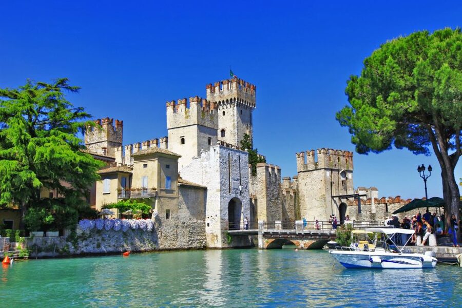 Sirmione: Walking and Speedboat Tour - Is the Private Price Worth It?