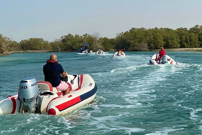 Small-Group Self-Drive Speedboat Tour in Yas Island Mangroves - Peninsula Gold Beach and the quietest stop
