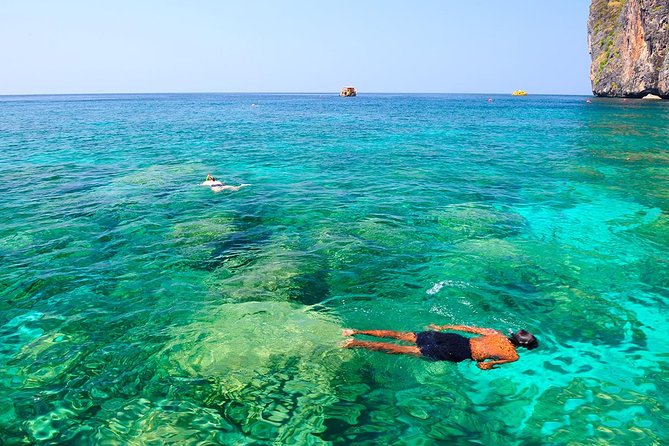 Snorkel Tour to Phi Phi Islands by Speed Boat from Koh Lanta - Snorkeling at Viking Bay