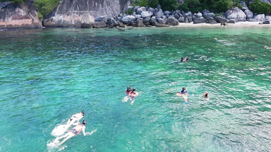 Snorkeling Cham Island: Snorkeling Tour by Speed Boat - From your hotel to Cua Dai Wharf