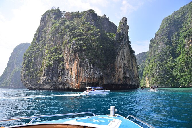 Snorkeling to Phi Phi Islands by Speedboat from Koh Lanta - Snorkeling at Shark Point and Blacktip Reef Shark Point