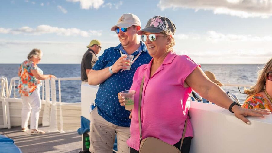 South Maui: Sunset Prime Rib or Island Fish Dinner Cruise - Practical tips for a smoother evening