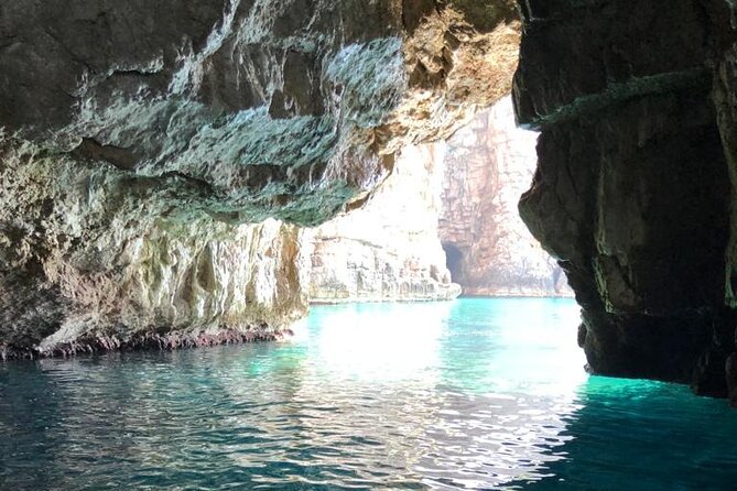 Speed Boat 3-Hour Guided Tour at the Blue Cave - Our Lady of the Rocks and its island traditions