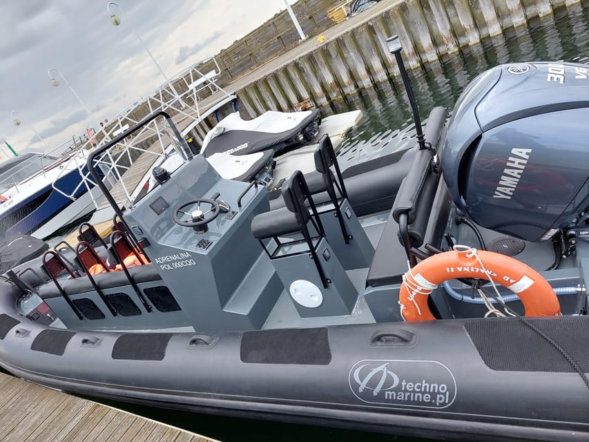 Speed boat Half Hour trip in Sopot. Speed up to 100 km/h - Orłowo Cliff and the Gdynia coastline