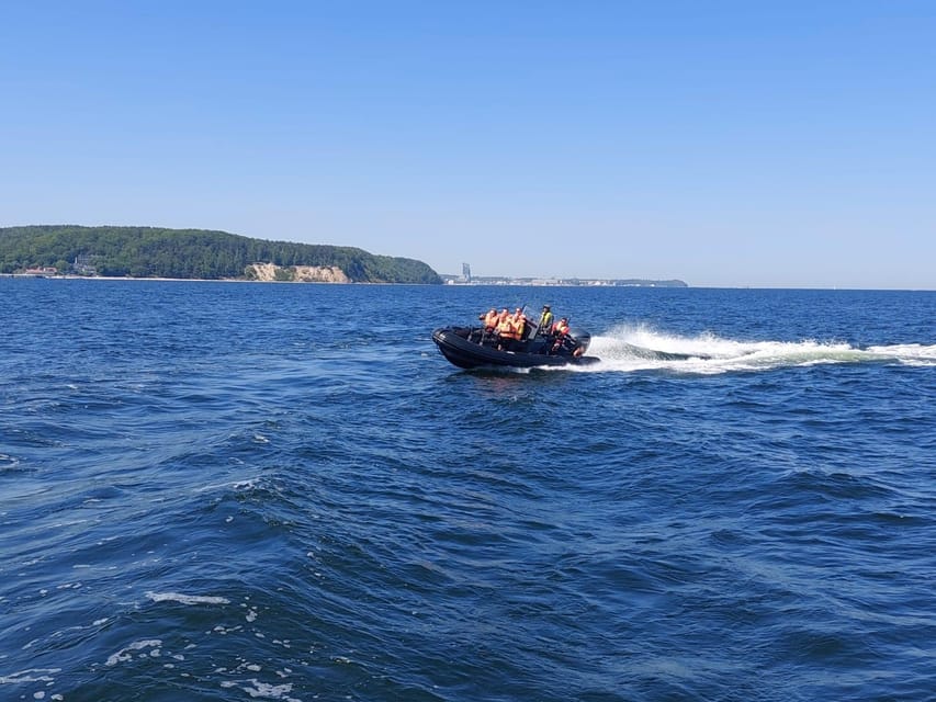 Speed boat Half Hour trip in Sopot. Speed up to 100 km/h - Who will enjoy this boat ride?