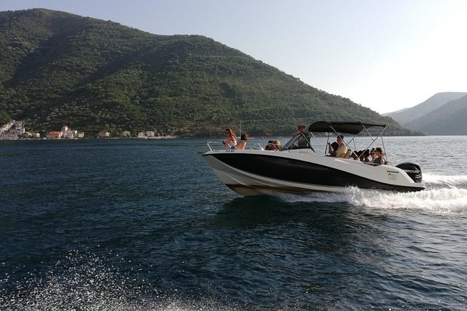 Speed Boat Trip: Kotor Bay attraction , Blue Cave and beach time - Swimming at the Blue Cave