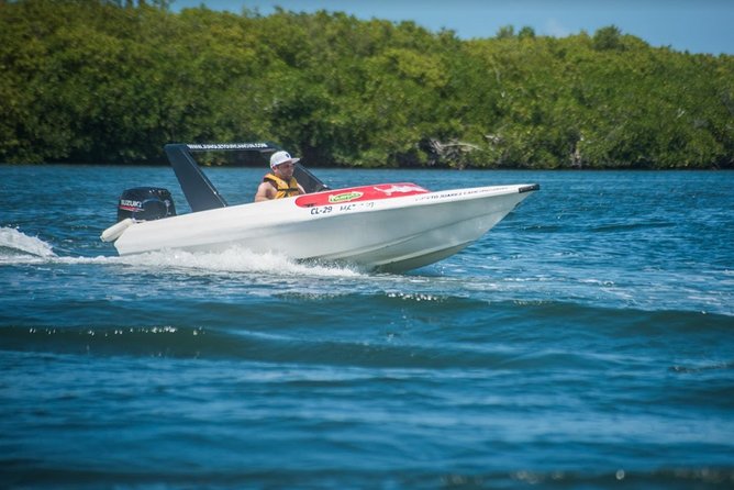 Speedboat and snorkel tour: Single Passenger Boat - Snorkeling at coral reefs and the Underwater Museum
