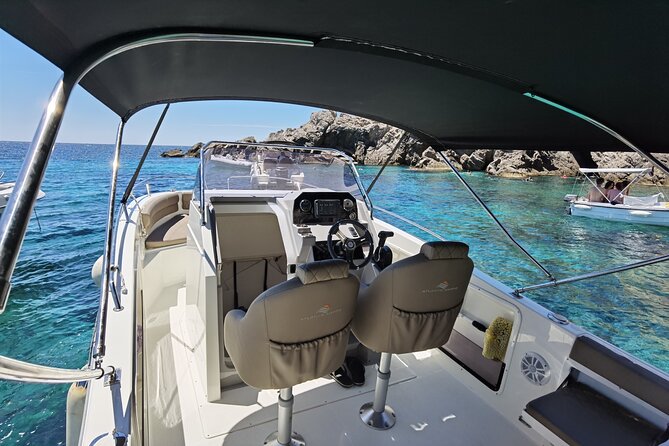 Speedboat Atlantic Marine 750, 4 or 8 hours - Koločep, blue caves, and high cliffs