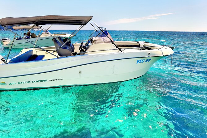 Speedboat Atlantic Marine 750, 4 or 8 hours - A private route instead of a fixed sightseeing circuit