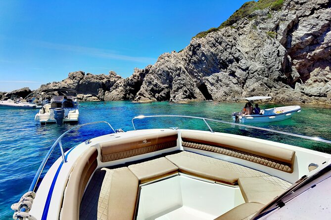 Speedboat Atlantic Marine 750, 4 or 8 hours - Who will get the most from this boat day