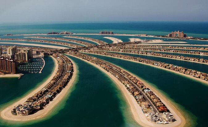 Speedboat Dubai: 60 Mins Guided Burj Al Arab & Atlantis Tour - Why the sea is the best place to see Dubai’s icons
