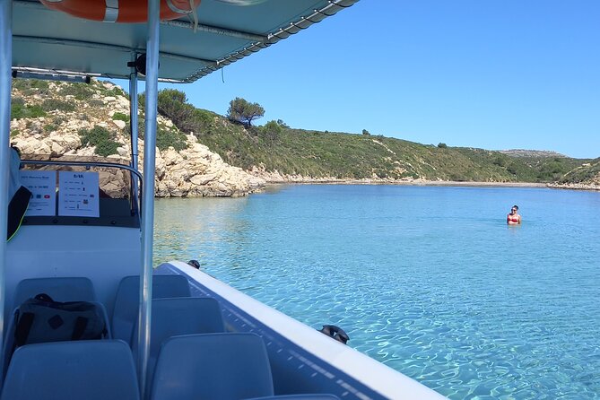 Speedboat excursion through the coves of northern Menorca - The skipper and the feel on board