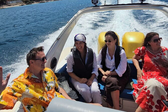 Speedboat Tour Swimming Snorkeling in Pigeon Cave Mirror Beach - Boat size, group feel, and comfort