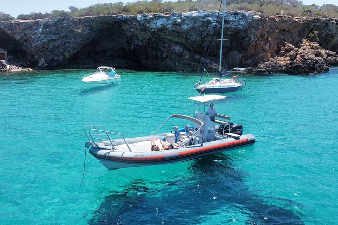 Speedboat tour to Es Vedra & Atlantis Ibiza - Cala Tarida and the run toward Atlantis