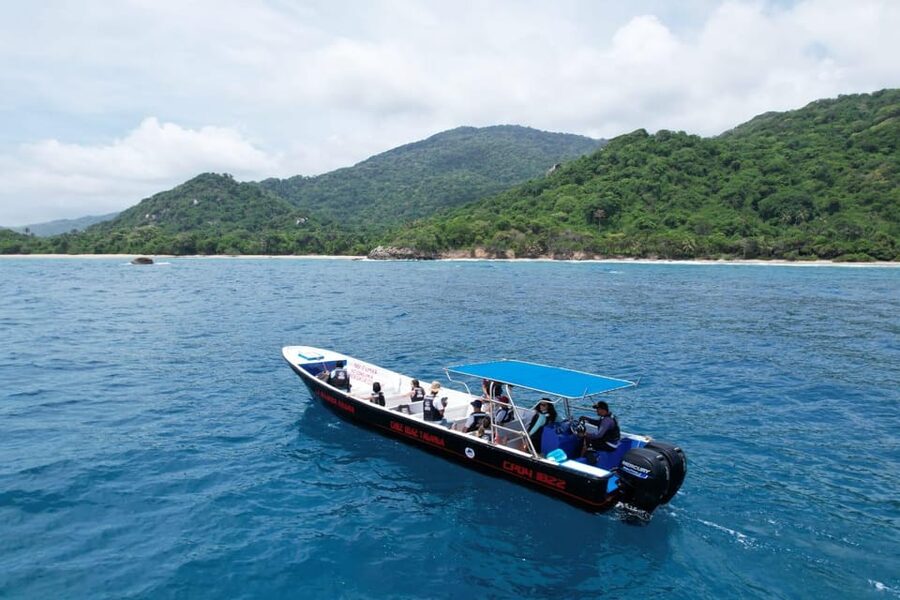 SPEEDBOAT TOUR TO TAYRONA CRISTAL BEACH - Practical preparation for Playa Cristal