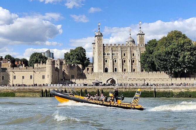 Speedboat 'Tower RIB Blast' from Tower Millennium Pier - 20 minutes - Why the safety briefing matters