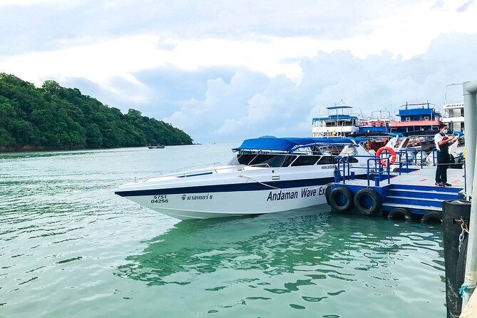 Speedboat Transfer Phi Phi Tonsai to Phuket with Dropoff Service - The quickest practical route from Phi Phi to Phuket