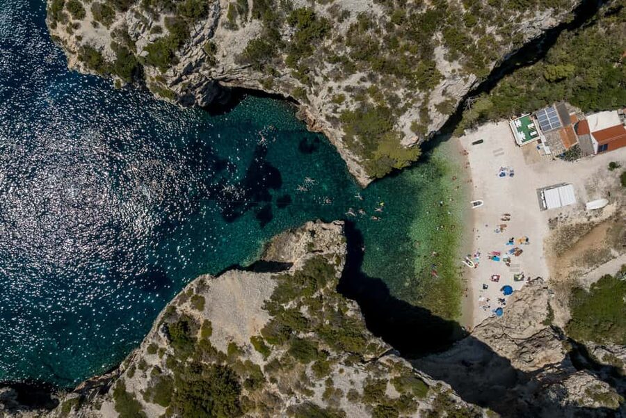 Split: Blue Cave & Hvar Small-Group Speedboat Tour - Vis’s southern coast and Stiniva Cove