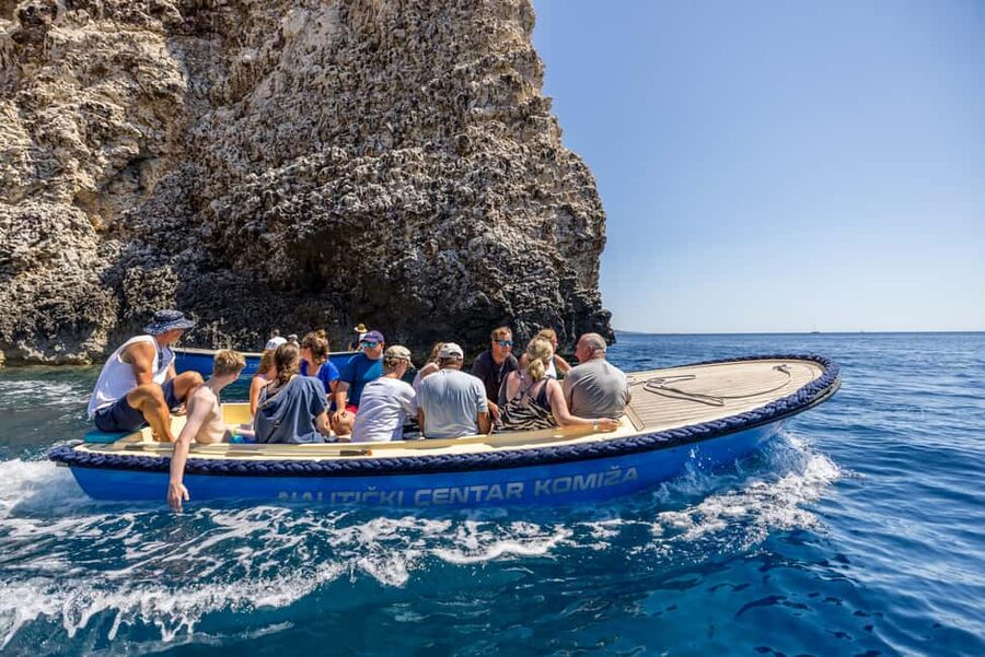 Split: Blue Cave & Hvar Small-Group Speedboat Tour - Budikovac’s Blue Lagoon gives you real swimming time