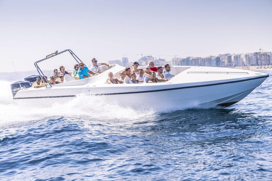 St Julian's: Powerboat Comino Blue Lagoon - The 30-minute ride along Malta’s east coast