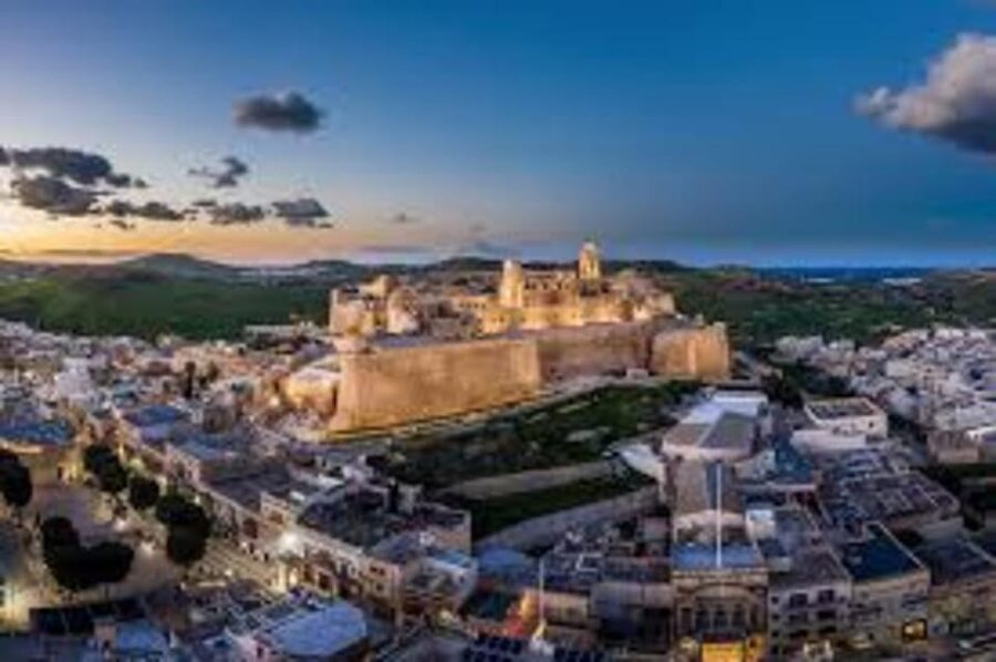 St Julians: Powerboat Gozo, Comino and Blue Lagoon - Key points to know before booking