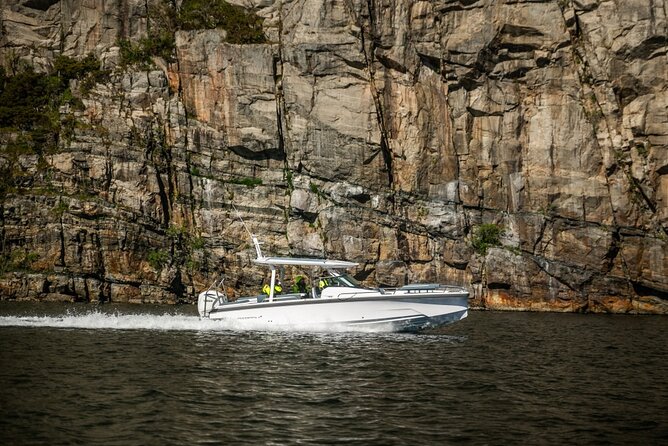 Stavanger: Guided Lysefjord Safari on Speedboat - Price, group size, and overall value