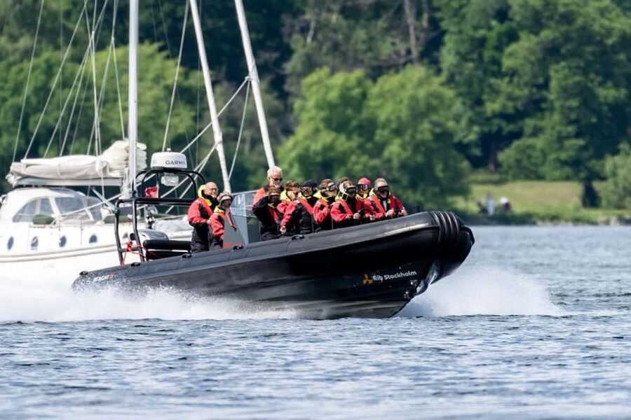 Stockholm: 2-Hour RIB Speed Boat Tour of the Archipelago - Starting at Strandvägen and meeting Rib Stockholm