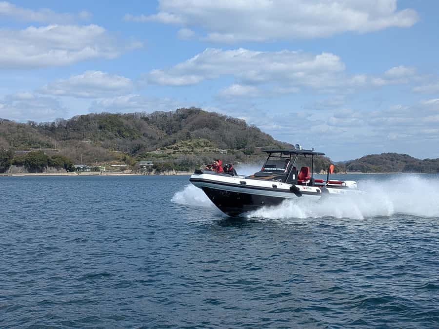 Suigun Rib Tours - The return route brings back the working port