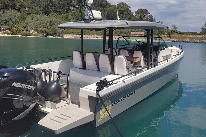 Sunset Cruise on Luxury Speed Boat - Who will enjoy this most?