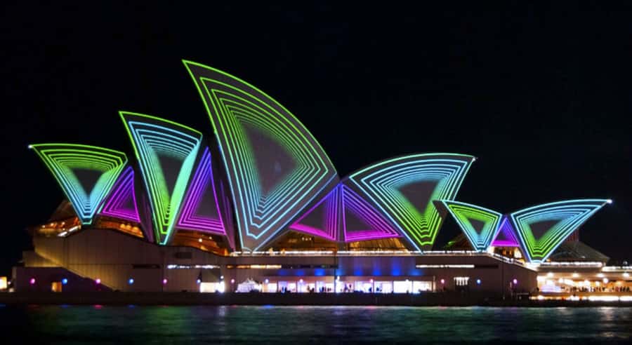 Sydney Harbour: 30 Minute Slow Jet Boat Vivid Cruise - The Opera House, Harbour Bridge, and Circular Quay