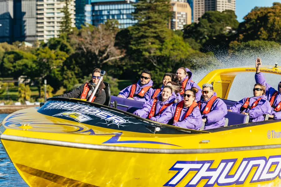 Sydney Harbour: Thunder Thrill Jet Boat Ride - The Opera House and Harbour Bridge from the water