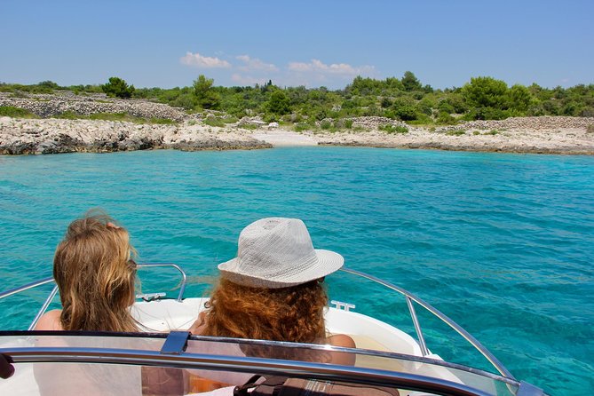 Three Islands Private Speedboat Tour With Blue Lagoon Stop - Vela Rina gives you 90 minutes in the water