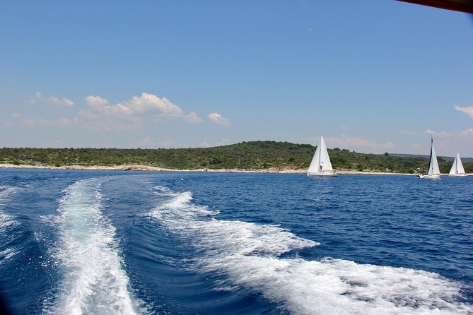 Three Islands Private Speedboat Tour With Blue Lagoon Stop - Two hours in Maslinica, a real village stop