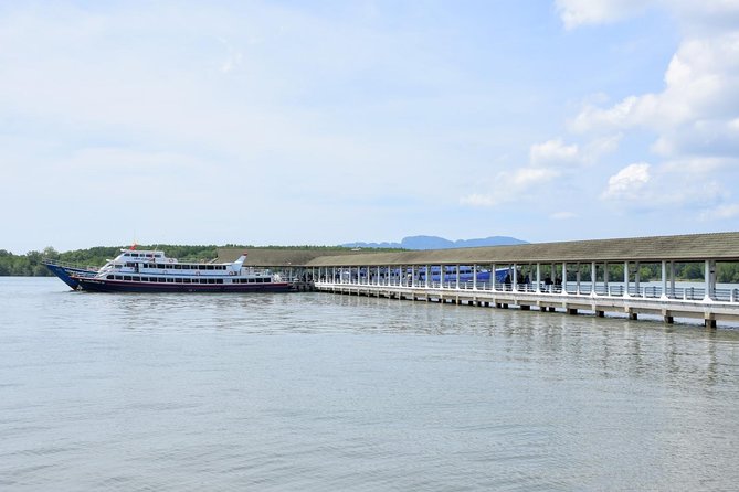 Travel from Koh Phi Phi to Krabi by Ferry/Speedboat - Four daily departures and the value of $17.36