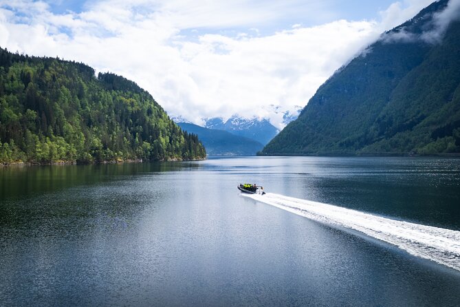 Ulvik scenic RIB adventure to Osafjord a Hardangerfjord branch - Who will enjoy this most?