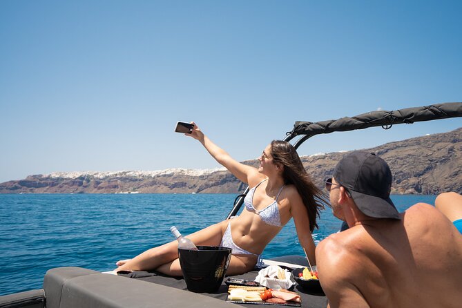 Unique Half-Day Private Motor Boat Cruise in Santorini - What the boat service may be like