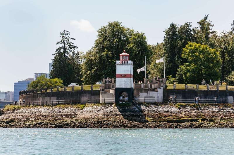 Vancouver: Indian Arm and Granite Falls Zodiac Boat Tour - Guides make the difference