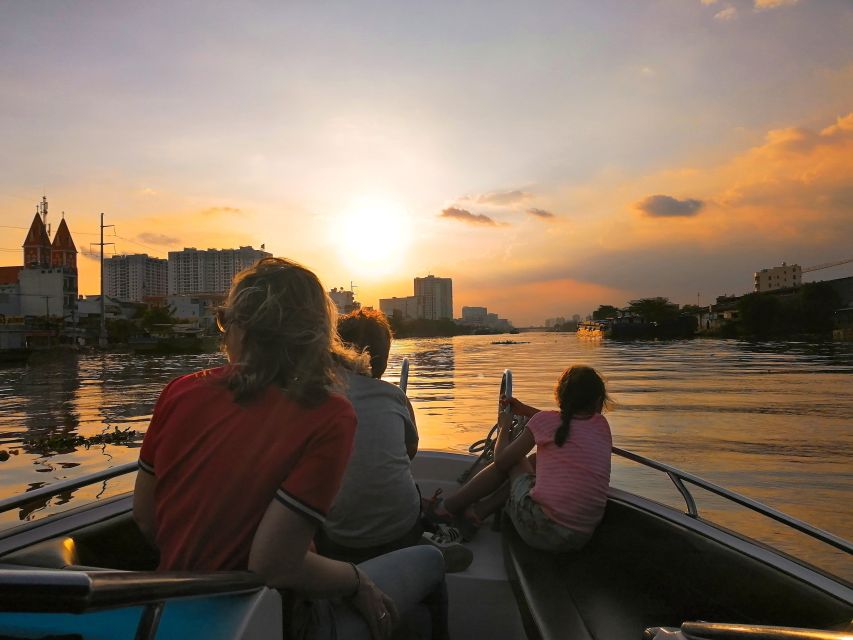 VIP Tour Enjoy Romantic Sunset by Speed Boat Free Cocktail - Vinhomes, Saigon New Port, and the modern city