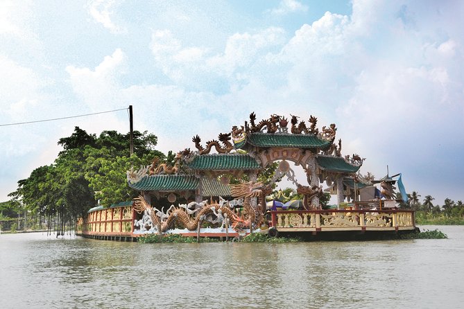 VIP Tour in Dragon Floating Temple sightseeing by SpeedBoat - Cruising past Saigon Bridge and Saigon Port