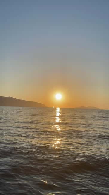 Vlore: Golden Hour Speedboat Sunset Experience - Government Villas Beach and Uji i Ftohtë