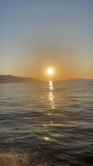 Vlore: Golden Hour Speedboat Sunset Experience - What the private format is worth