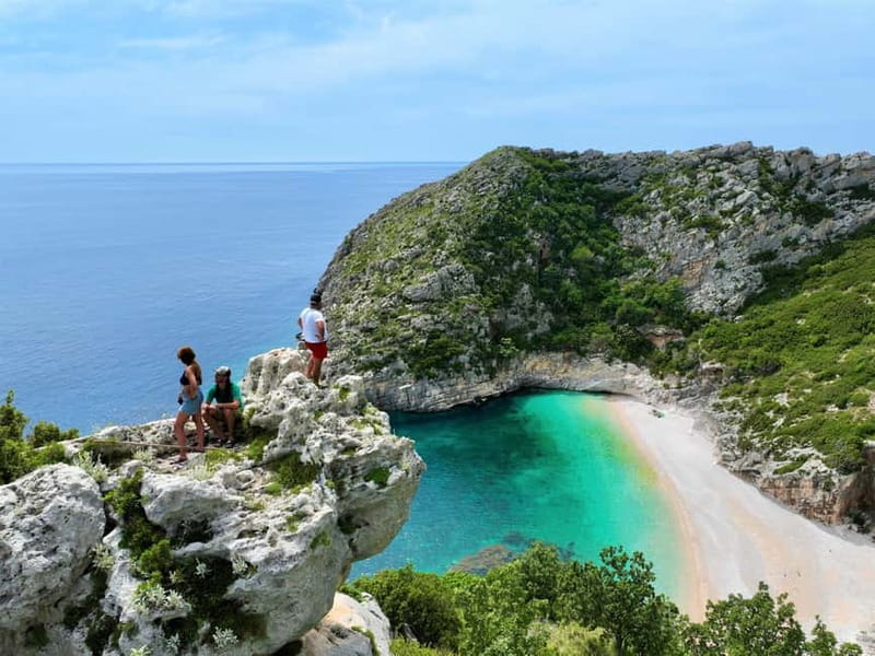 Vlore: Grama Bay & Karaburun Caves 8-Hour Speedboat Tour - Dafina Bay and Dafina Cave: The Main Early Break