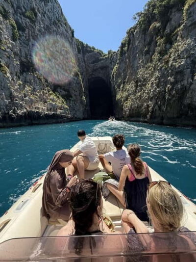 Vlorë: Haxhi Ali Cave & Karaburun SpeedBoat Tour