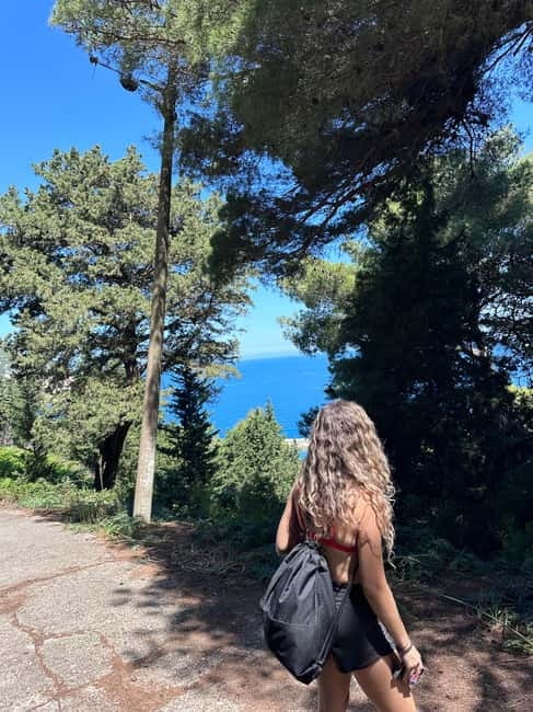 Vlore: Private Speedboat Tour to Sazan-Karaburun Marine Park - Sazan Island: a beach stop with a military past